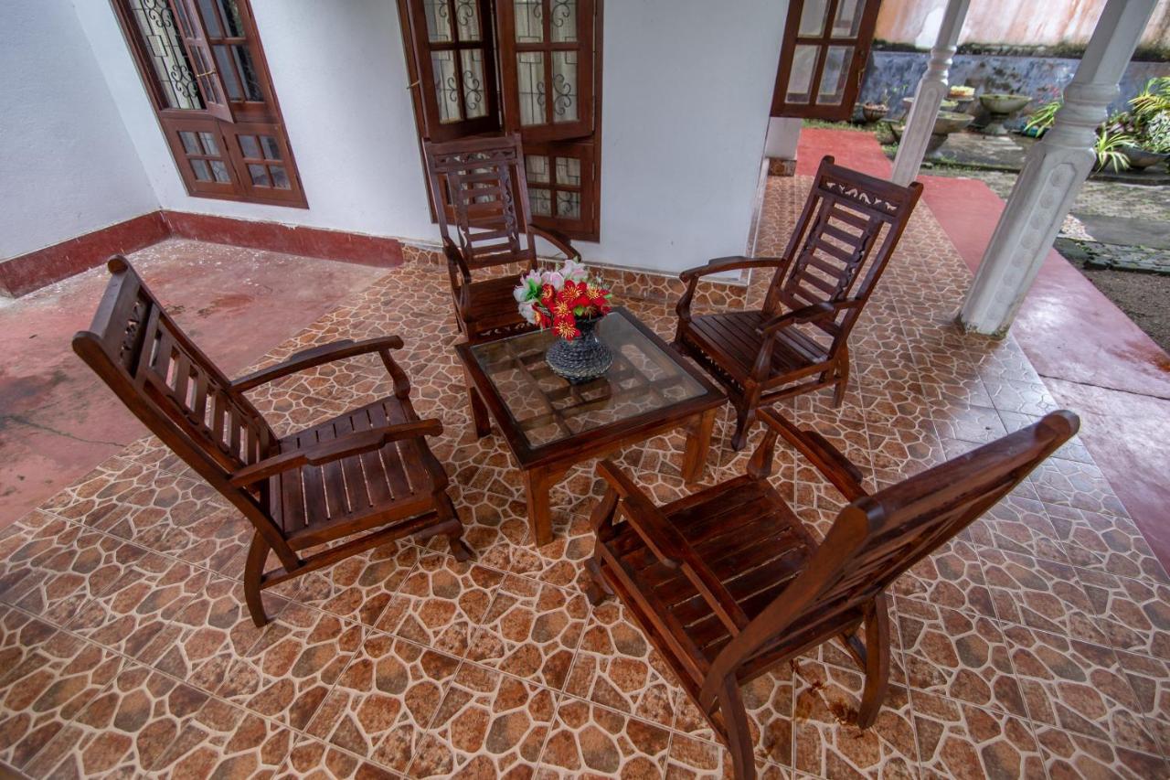 Mountain Gem Villa Hikkaduwa Kültér fotó